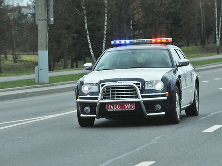Приняты поправки в КоАП: лишать прав за превышение скорости, бесправников-повторников арестовывать